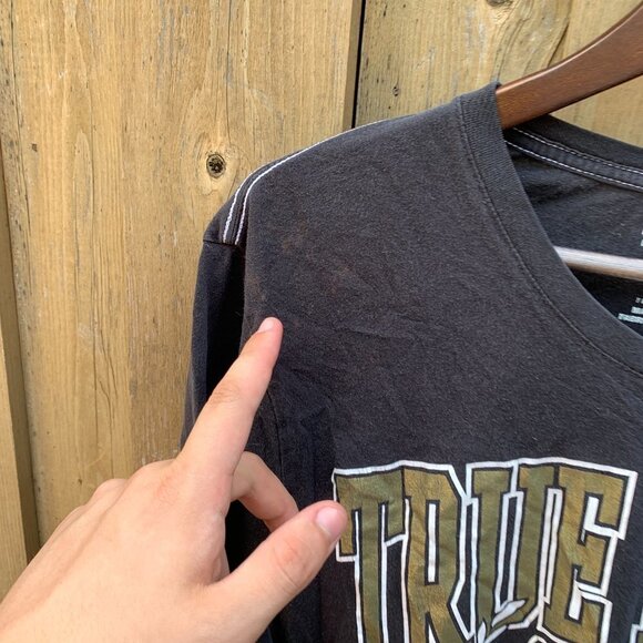 True Religion BIG LOGO T Shirt Large - Picture 3 of 3